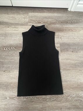 Sleeveless Black Ribbed Turtleneck Top